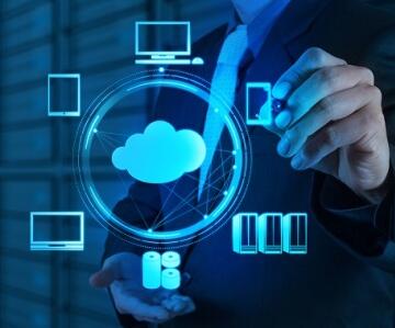 云服務(wù)器是一種處理能力可彈性伸縮的計(jì)算服務(wù)，其管理方式比物理服務(wù)器更簡(jiǎn)單高效。云服務(wù)器幫助您快速構(gòu)建更穩(wěn)定、安全的應(yīng)用，降低開發(fā)運(yùn)維的難度和整體IT成本，使您能夠更專注于核心業(yè)務(wù)創(chuàng)新。