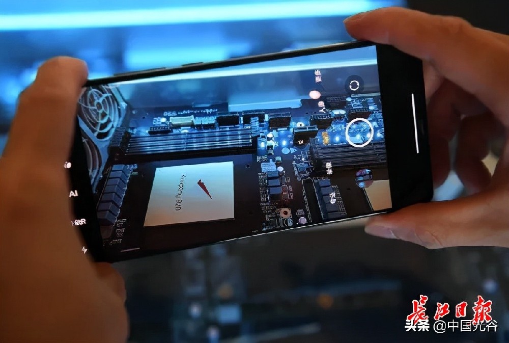 實(shí)際算力需求超過200P，武漢人工智算中心建設(shè)運(yùn)營(yíng)速度全國(guó)領(lǐng)先