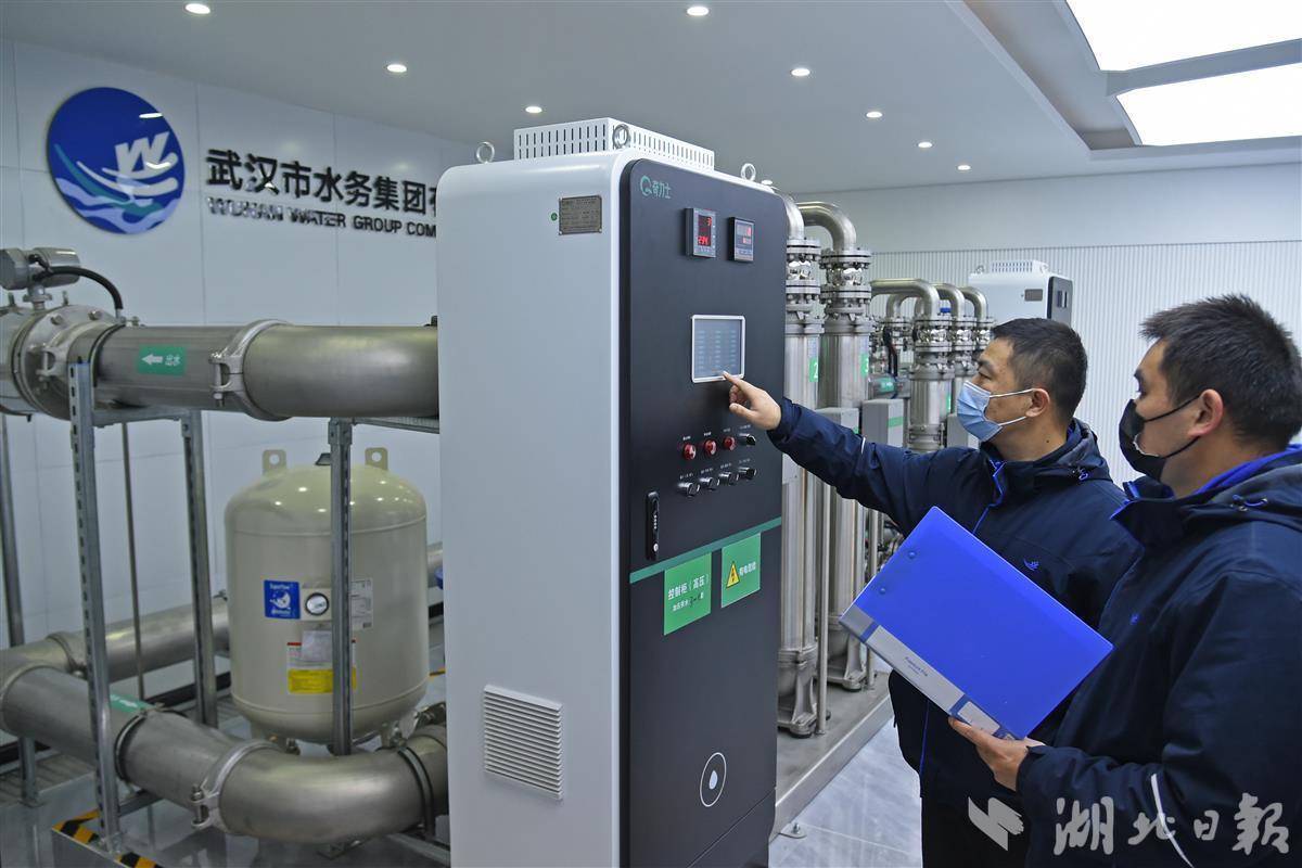 紅外彩色網(wǎng)絡(luò)攝像機(jī)監(jiān)控安裝監(jiān)控_武漢監(jiān)控安裝_監(jiān)控監(jiān)控安裝