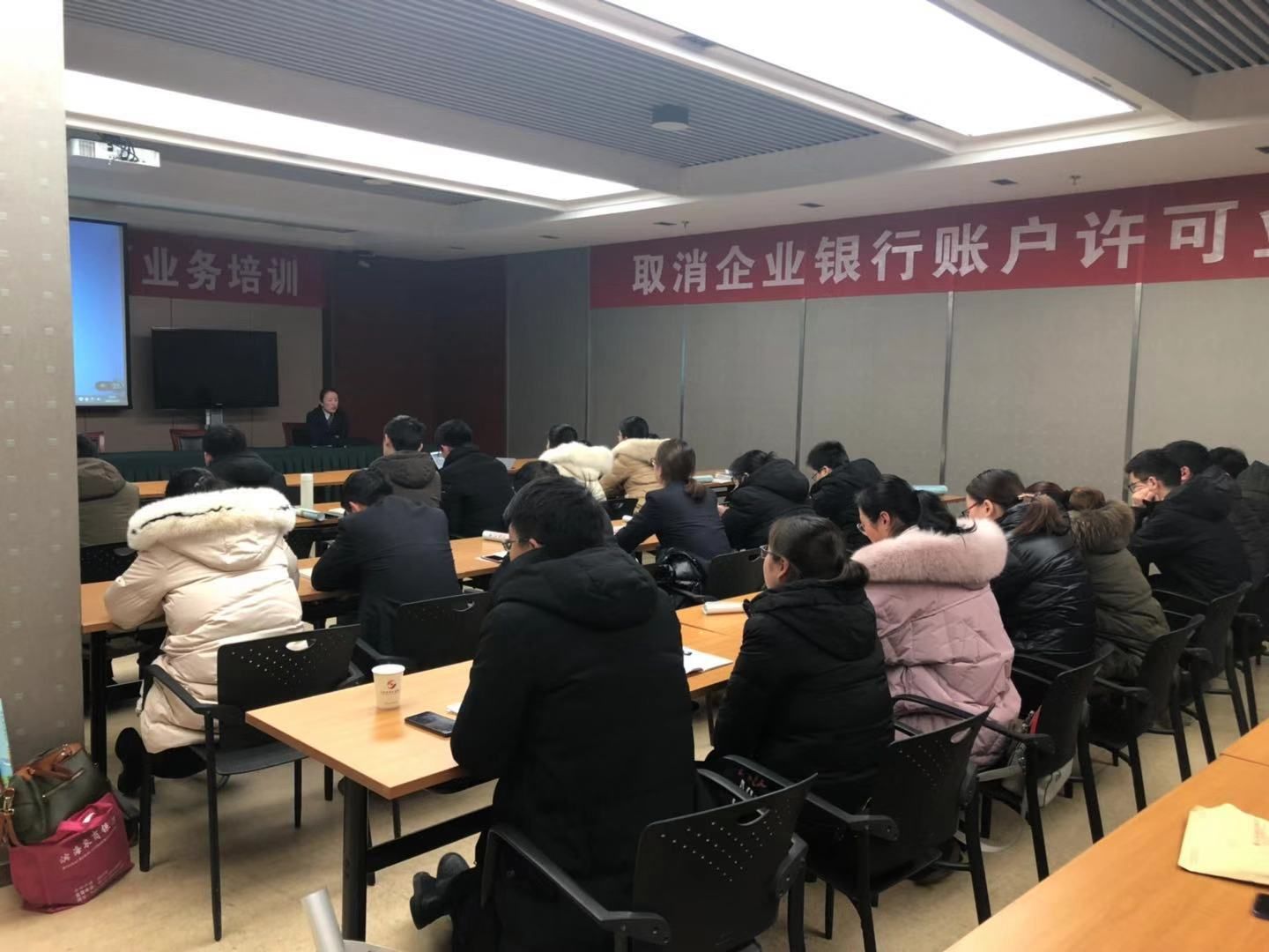 it技術(shù)人員_it人員的職業(yè)規(guī)劃_其他行業(yè)會有it人員么